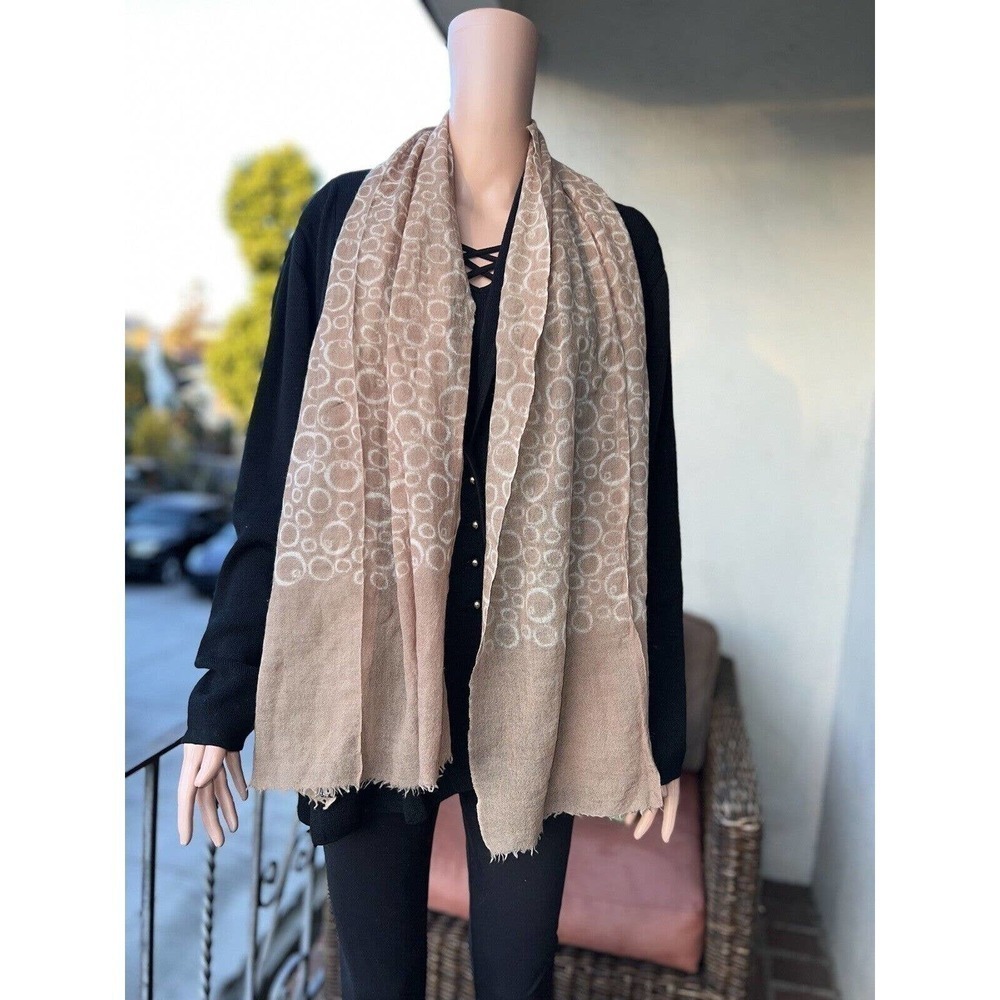 100% Pure Wool Scarf Tan And White